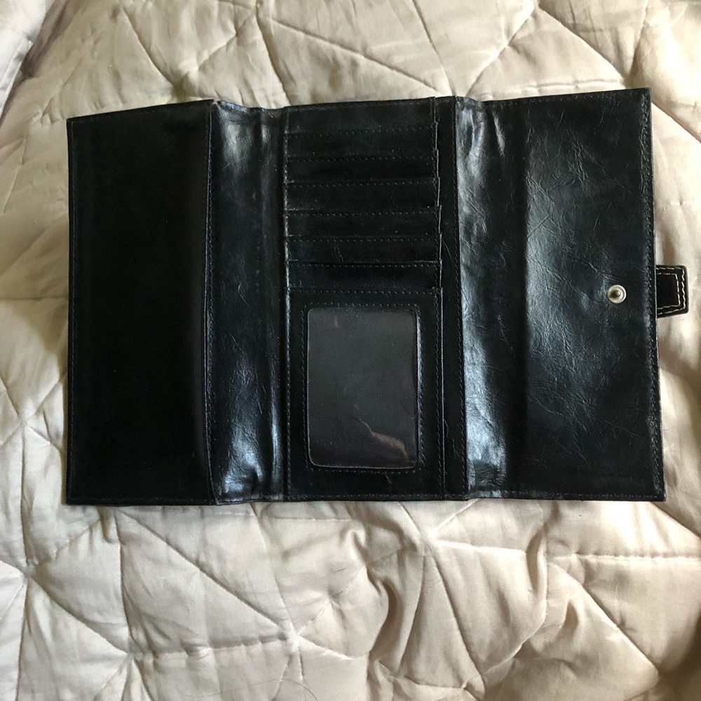 Wallet - Picture 2 of 5